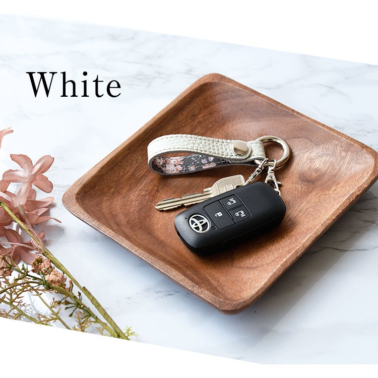 Calla Bellaオリジナル本革製キーホルダー