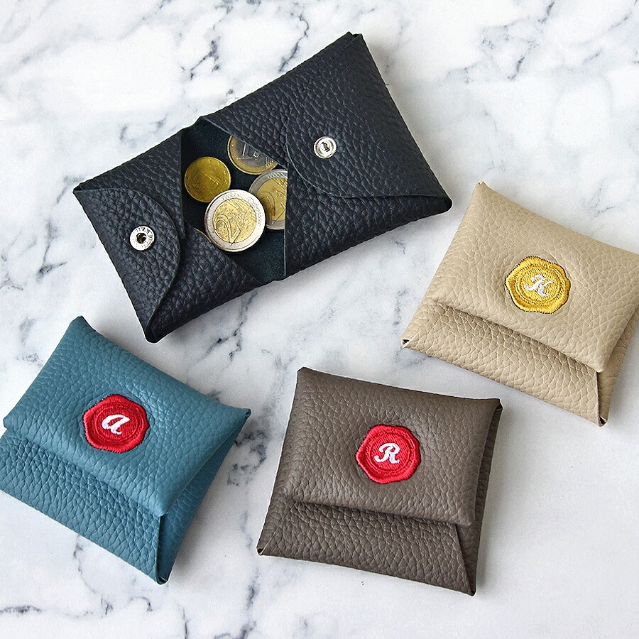 Calla Bellaオリジナル シーリングスタンプ風刺繍コインケース「シュリンクレザー」イニシャル名入れ対応